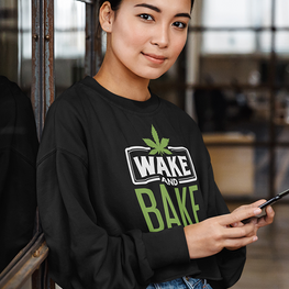 Wake & Bake Cropped Sweatshirt-Black